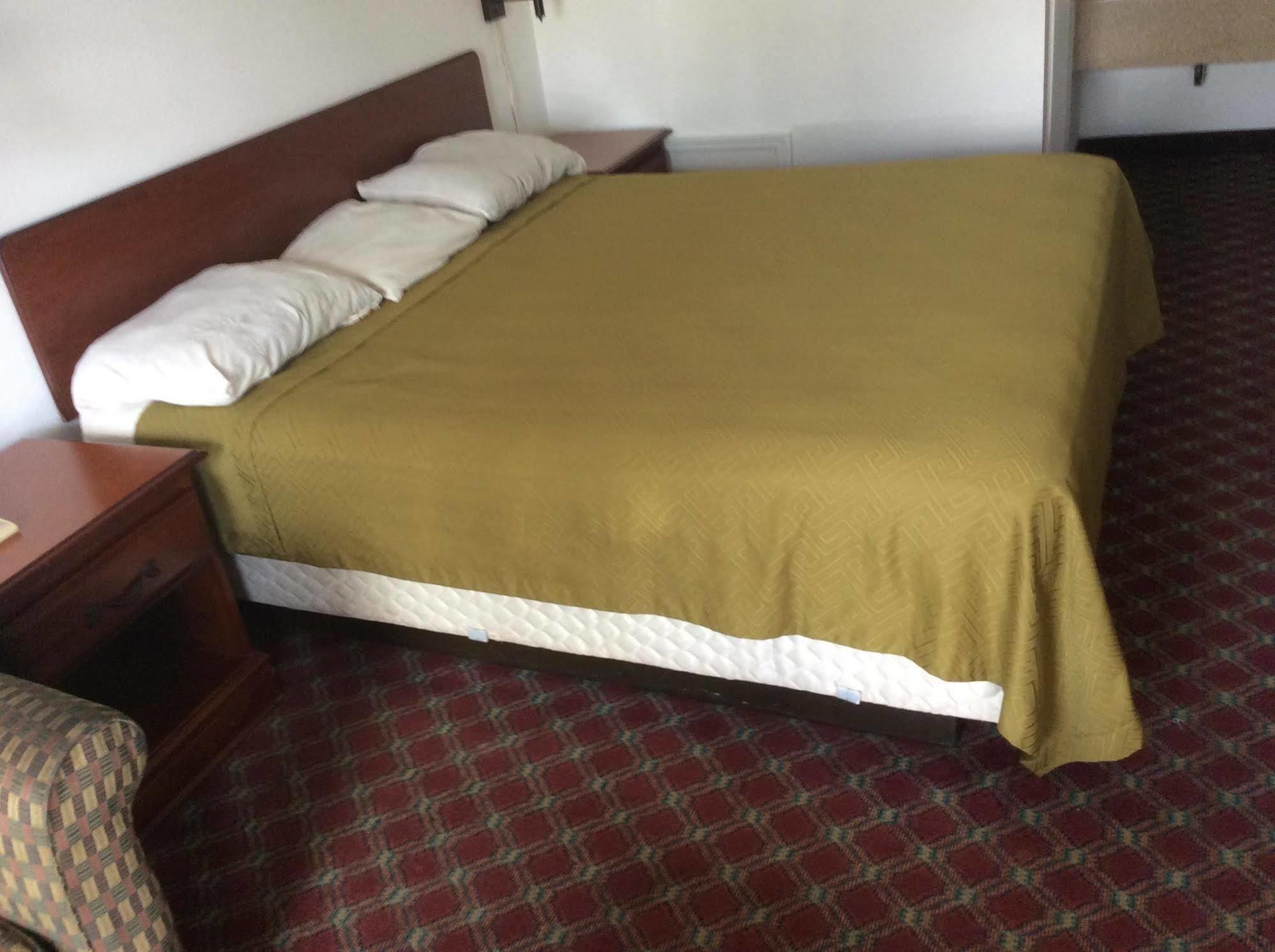 Relax Inn 米利奇维尔 外观 照片
